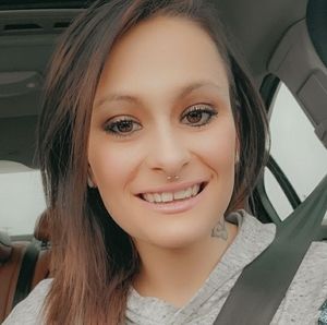 Meet your Posher, Zoe